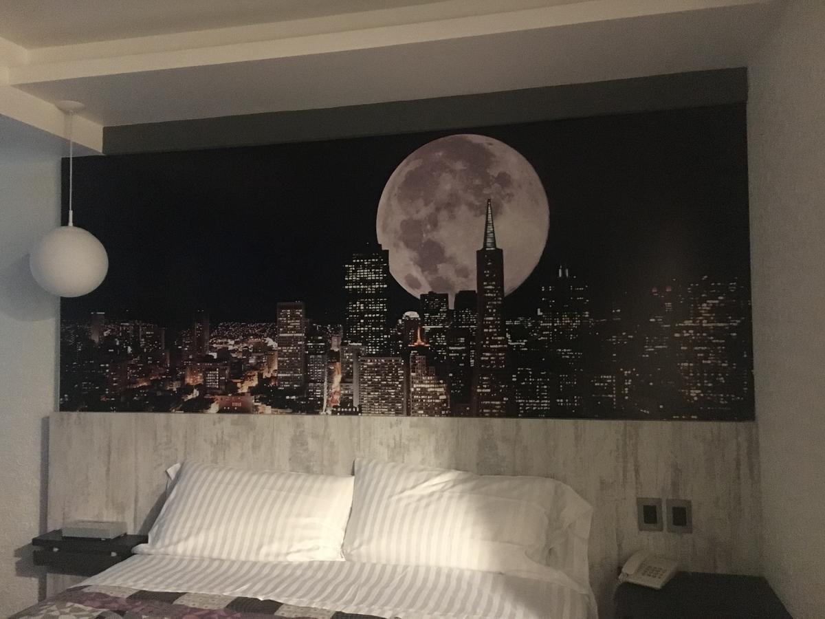 Hotel La Luna Città del Messico